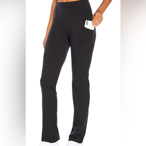 Marika Women's Eclipse Tummy Control Bootleg Pant - Picture 1 of 5